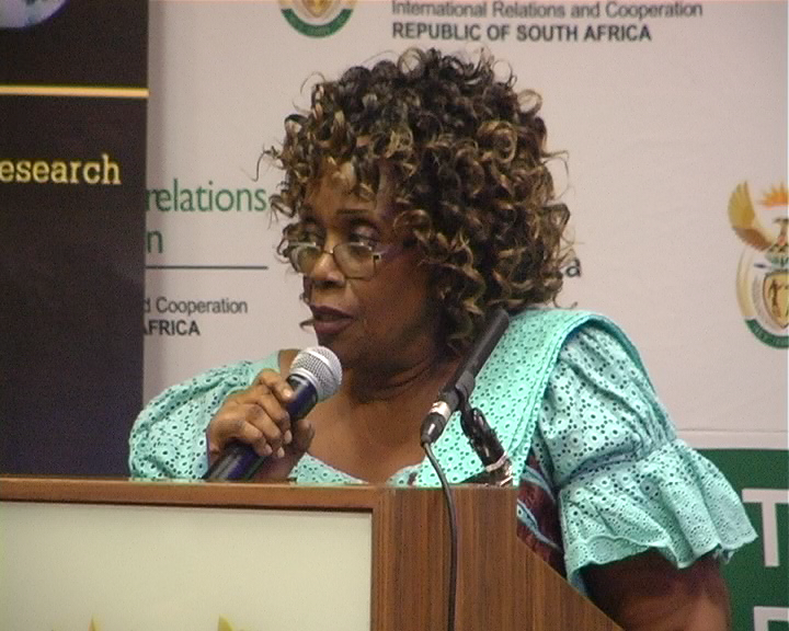 panel2 speaker2